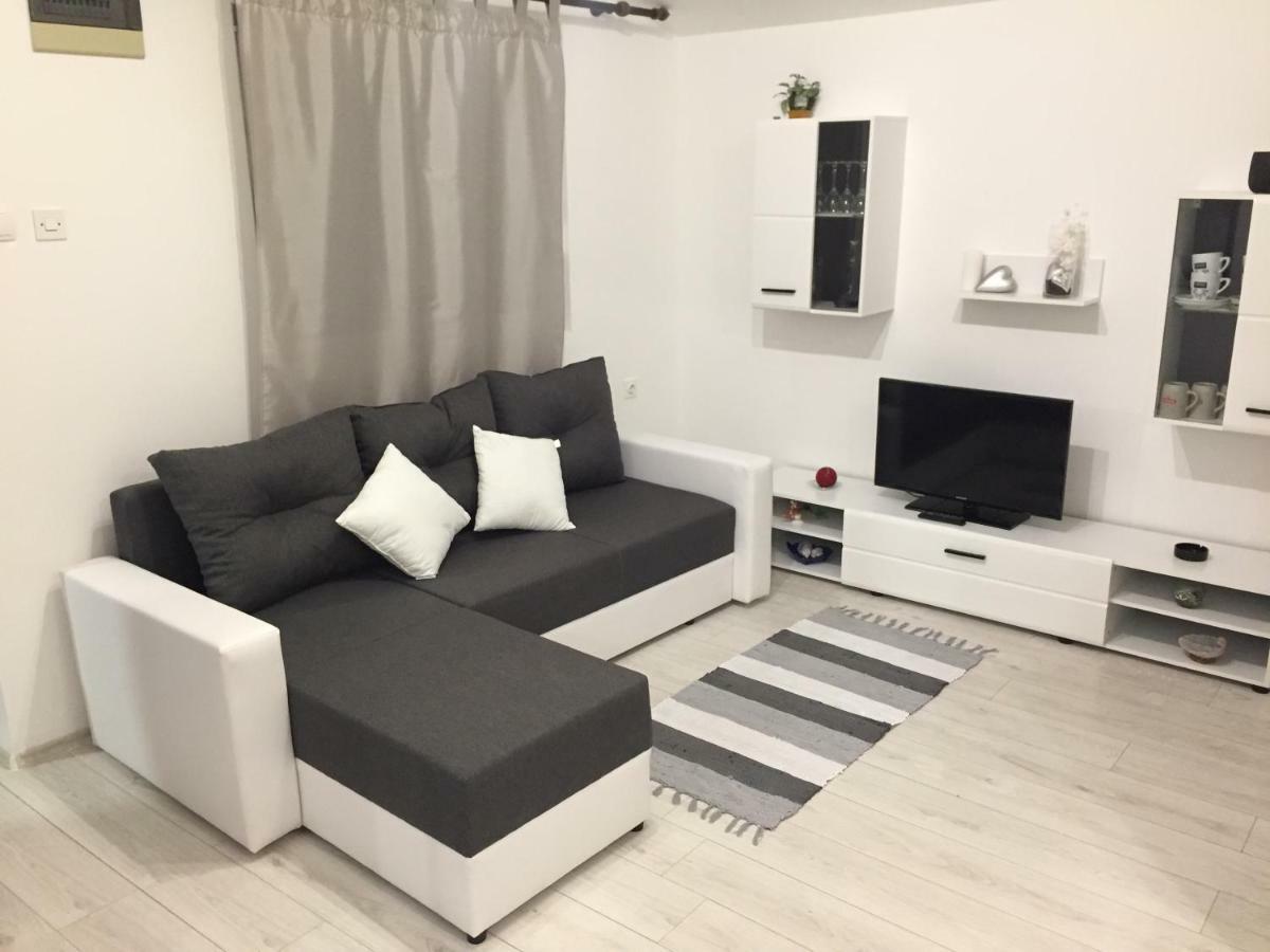 Apartment Roko Вир Екстериор снимка