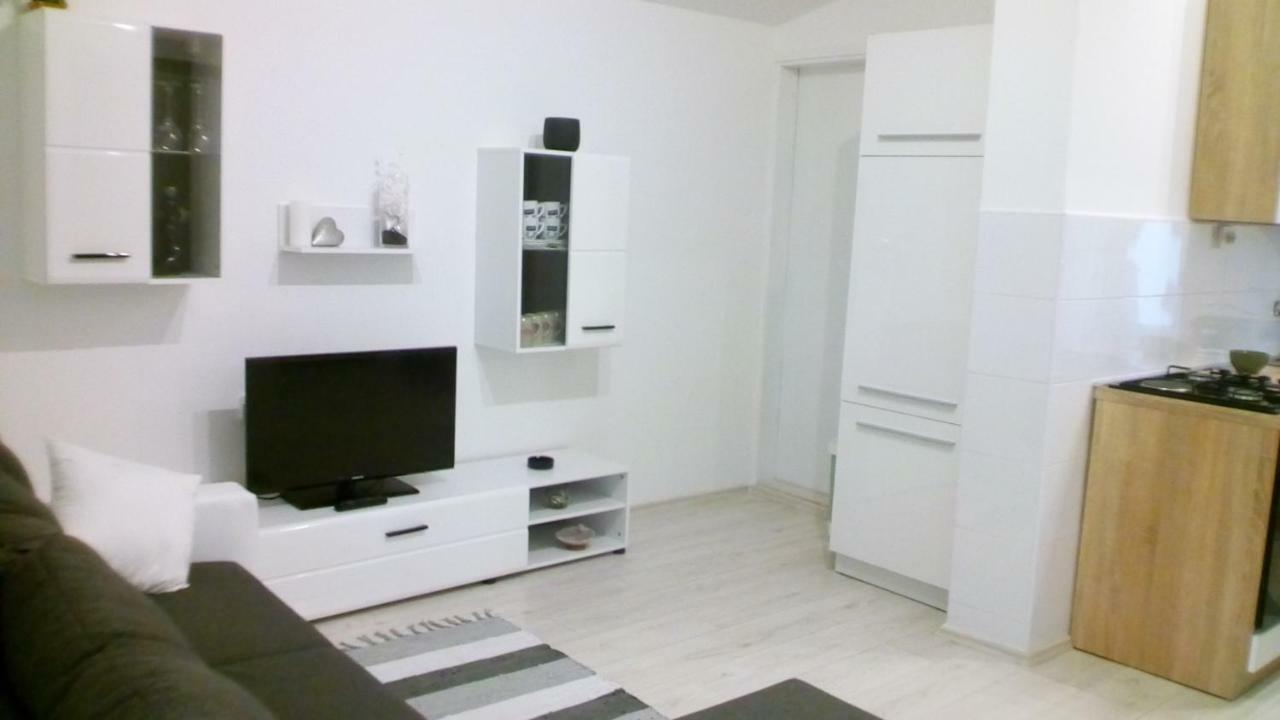 Apartment Roko Вир Екстериор снимка